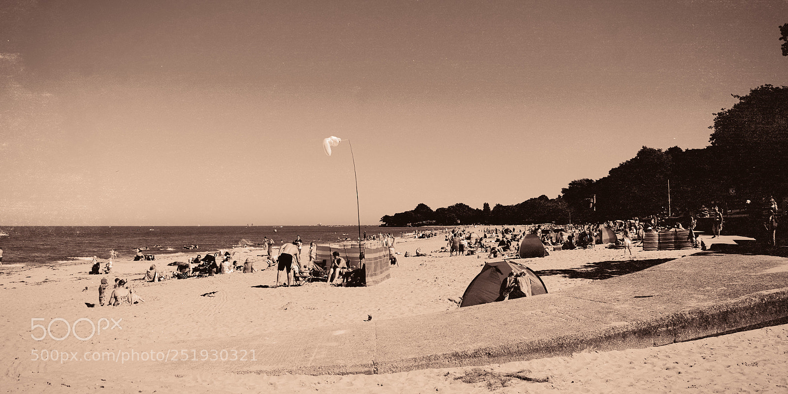 Nikon D7000 sample photo. Ryde beach in the photography