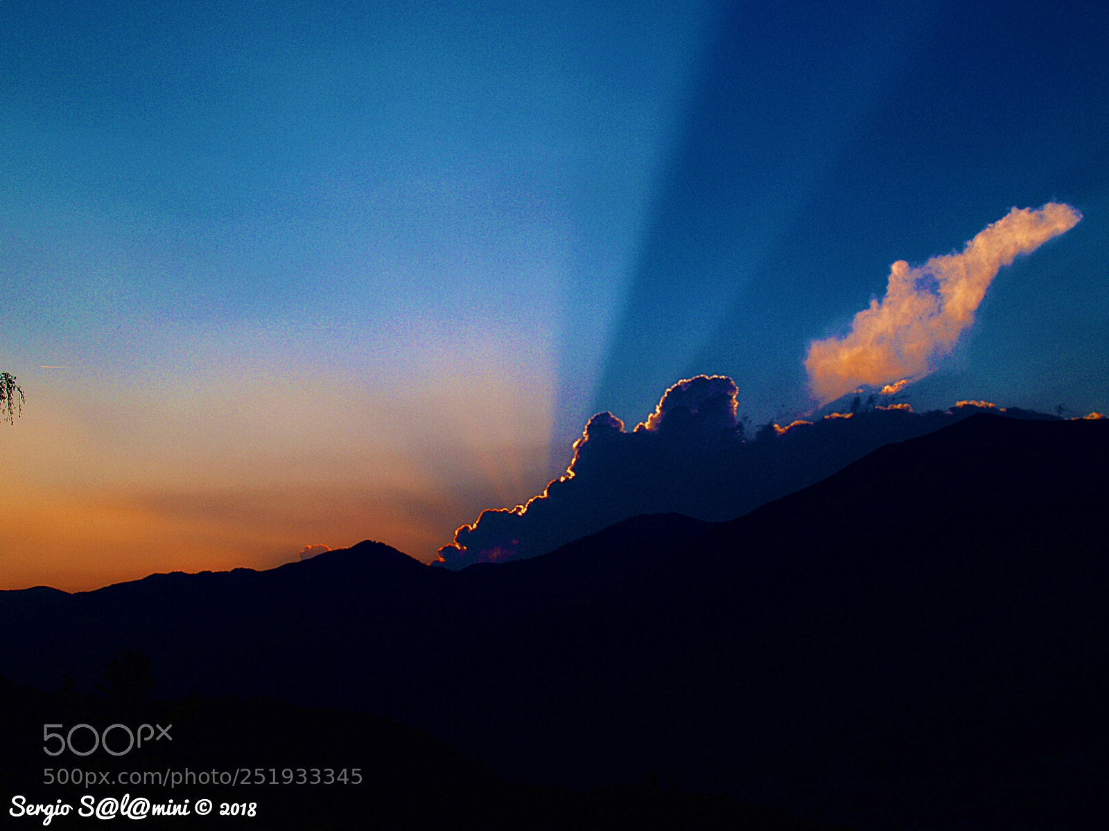 Olympus E-300 (EVOLT E-300) sample photo. Dusk passion #1 photography