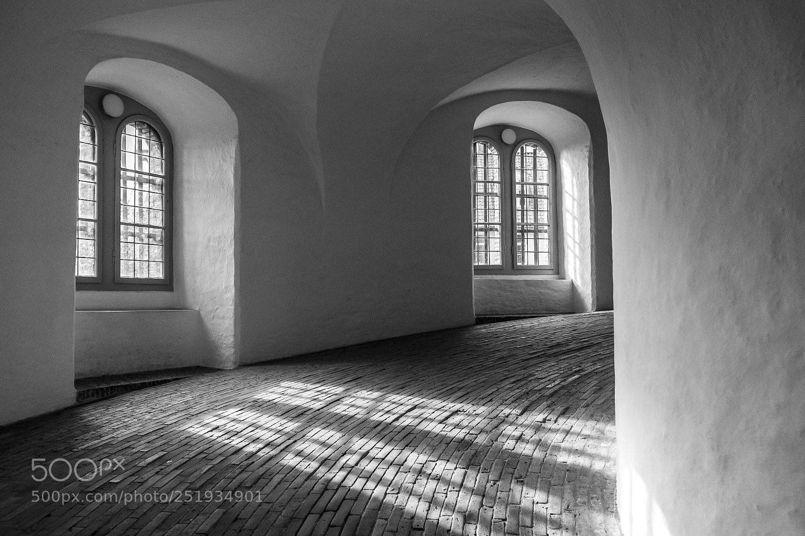 Canon EOS 600D (Rebel EOS T3i / EOS Kiss X5) sample photo. Copenhagen round tower photography