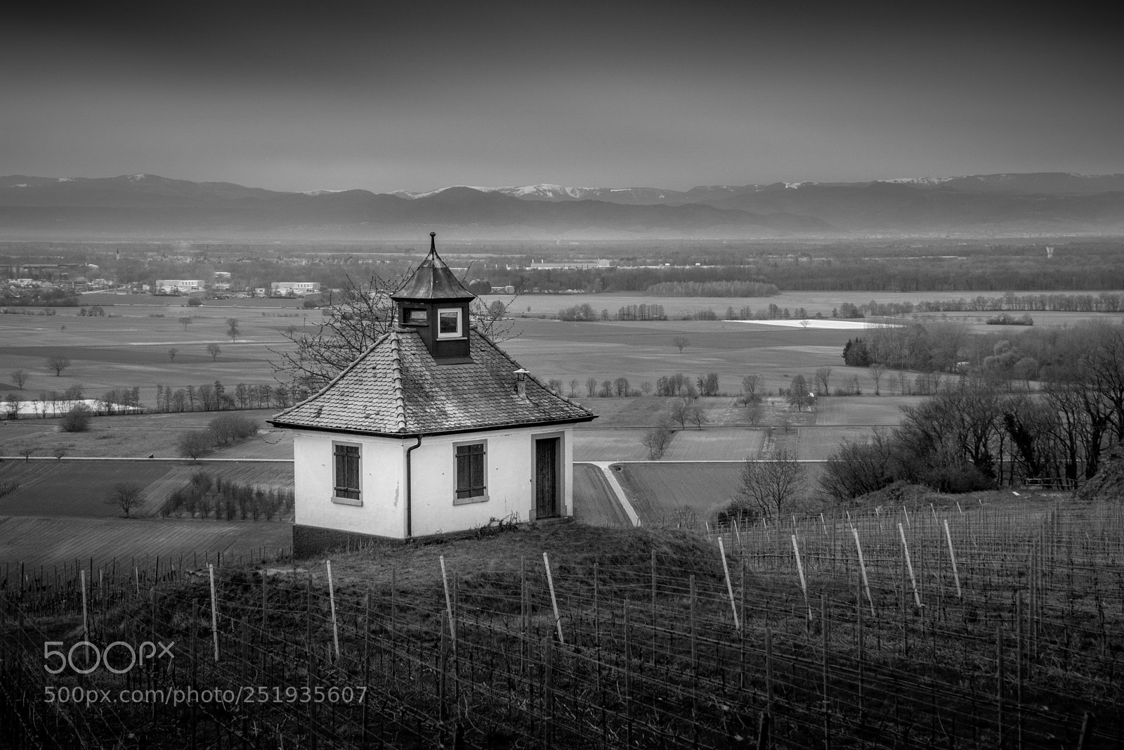 Sony ILCA-77M2 sample photo. Old vintner's house photography