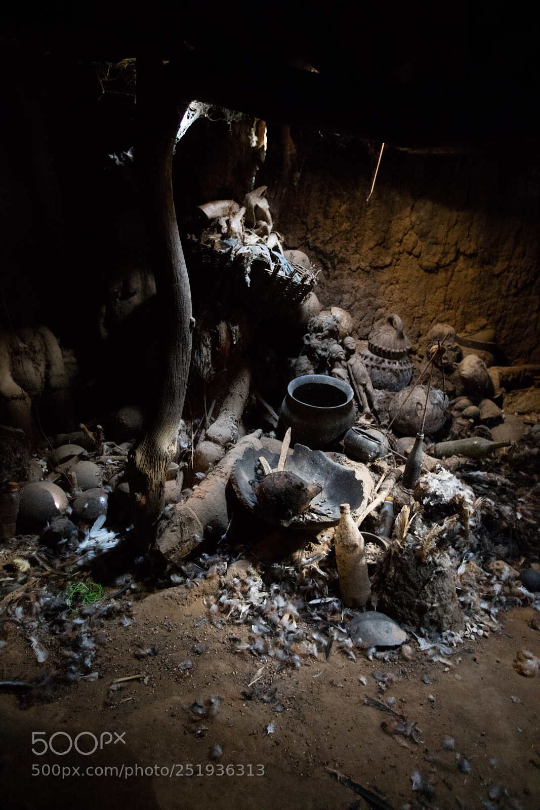 Canon EOS 5DS R sample photo. Fetish in lobi village photography