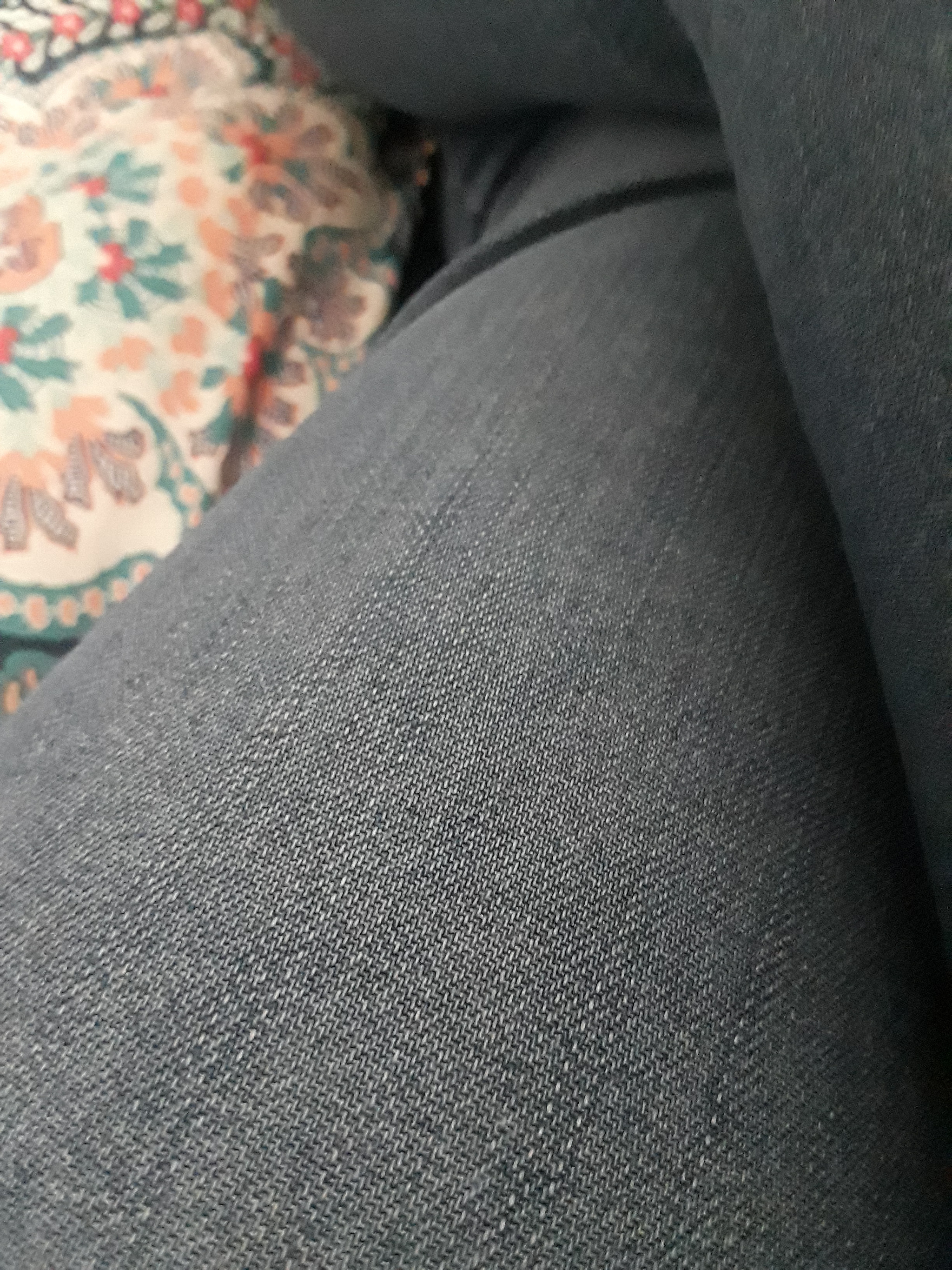 Samsung Galaxy J7 Prime sample photo. Jeans photography