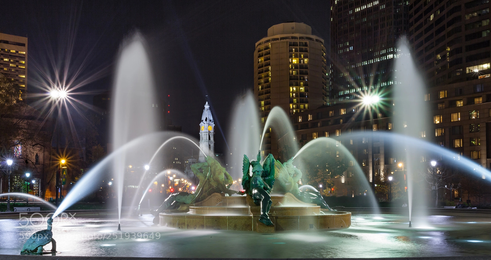 Canon EOS 5D Mark II sample photo. Philadelphia's logan square fountains photography