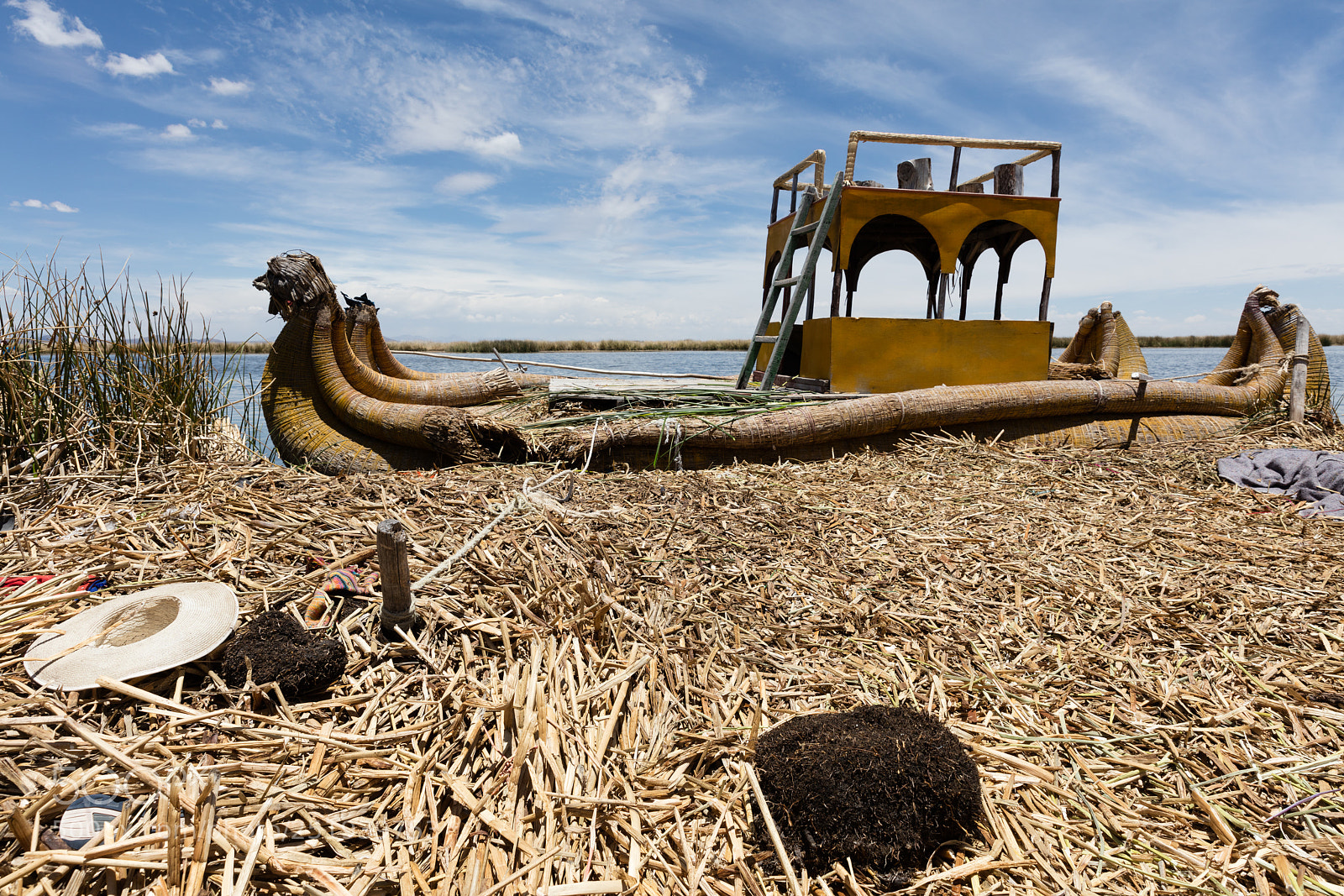 Canon EOS 5DS R sample photo. Boat in the uro photography