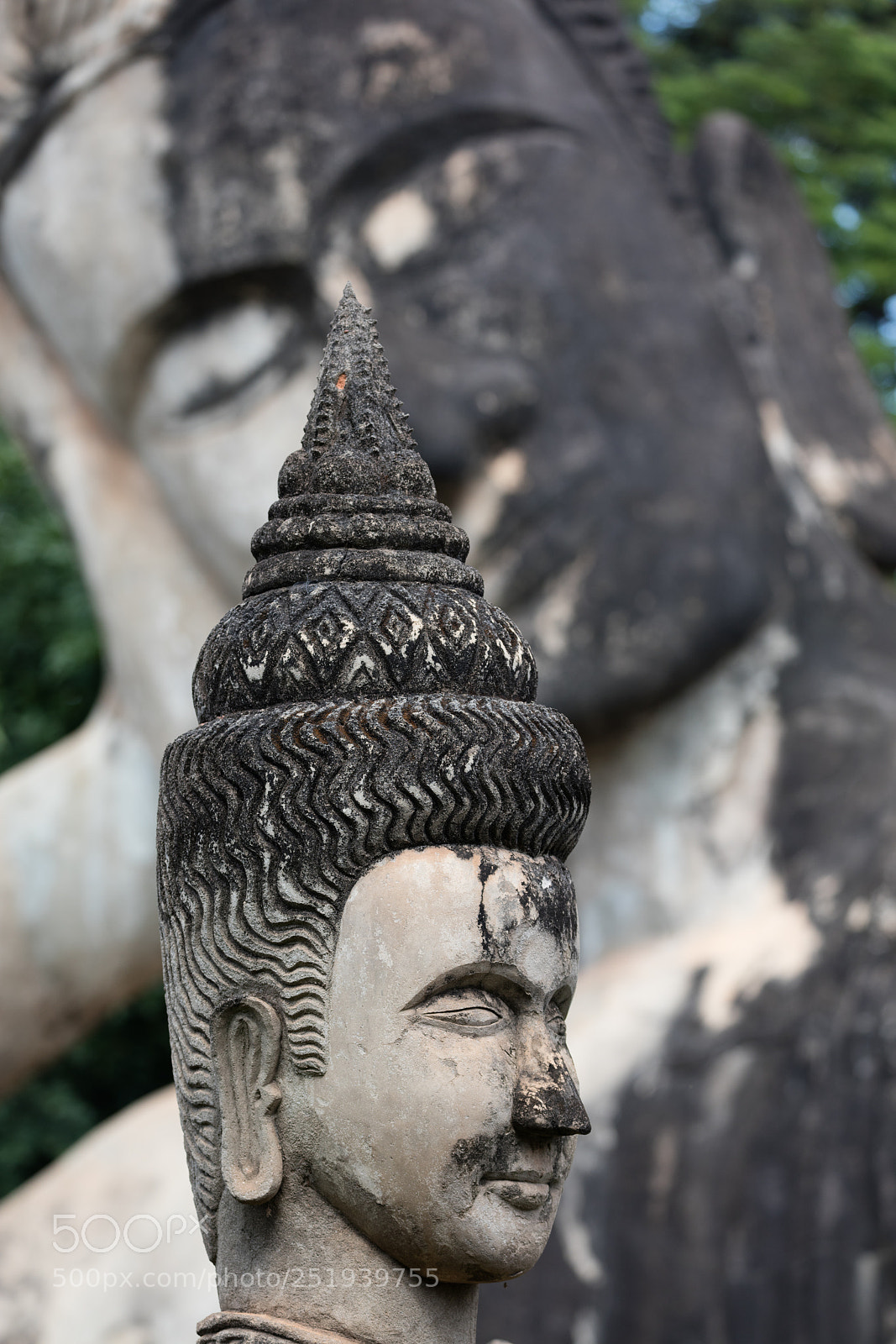 Canon EOS 5DS R sample photo. Wat xieng khuan buddha photography