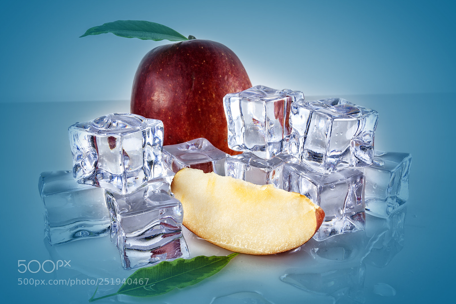 Canon EOS 50D sample photo. Apple with ice cubes photography