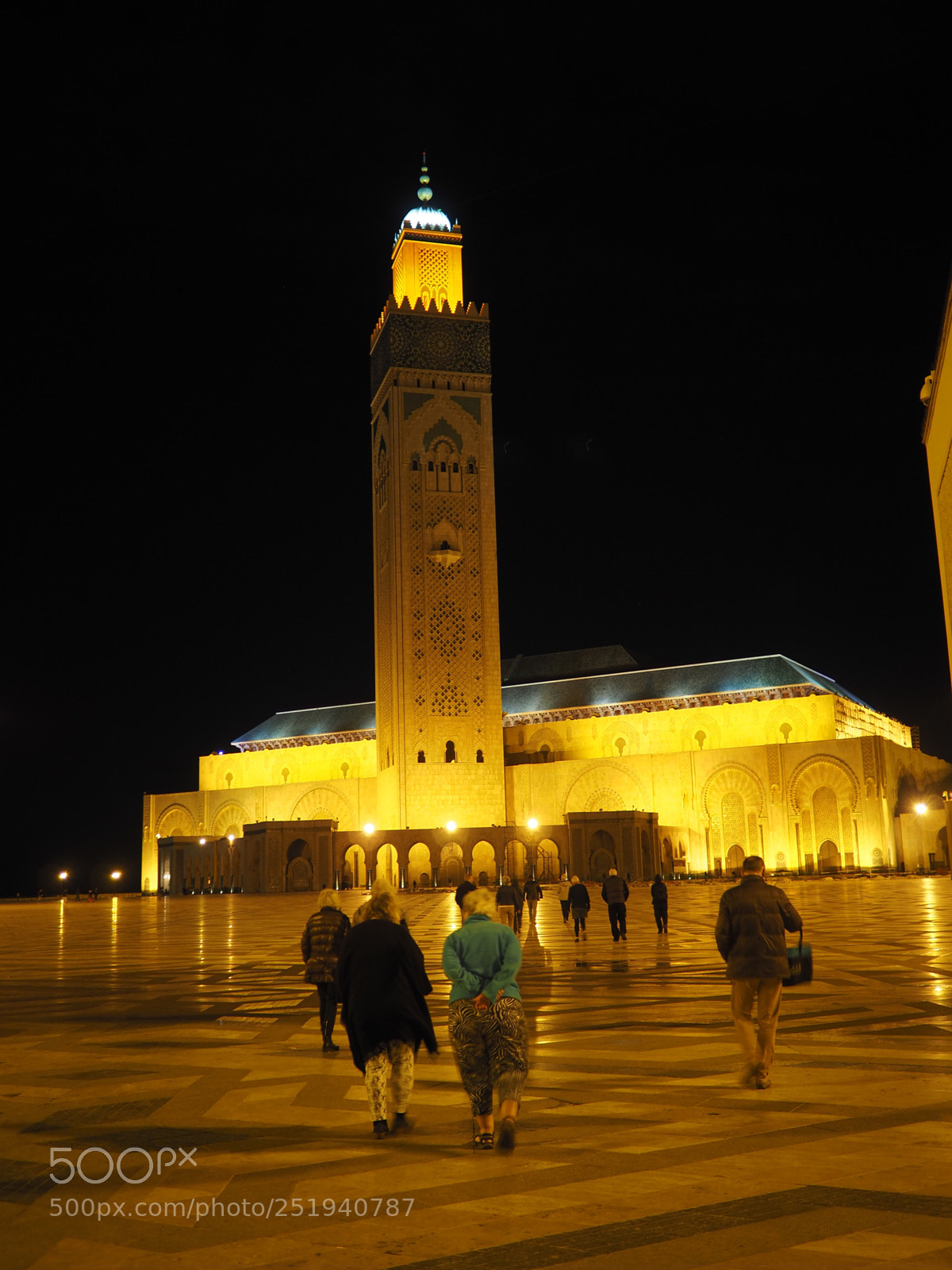 Olympus OM-D E-M5 II sample photo. Casablanca by night  photography