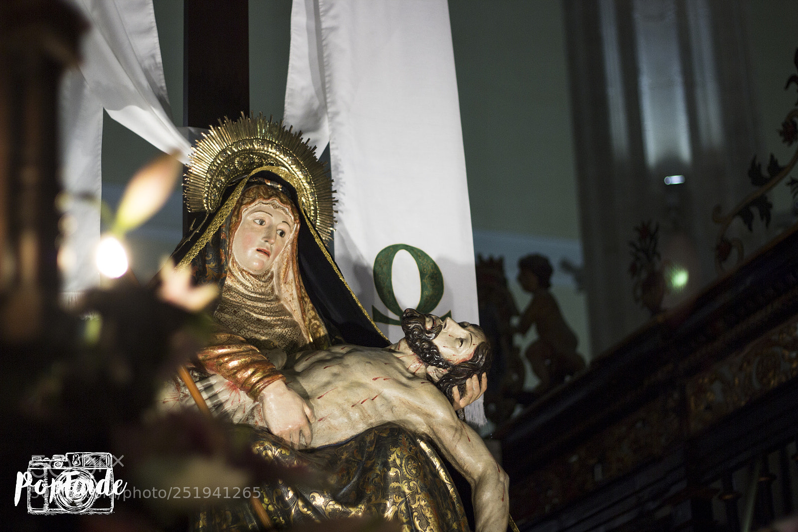 Canon EOS 600D (Rebel EOS T3i / EOS Kiss X5) sample photo. Procesiones procesi n colegiata photography