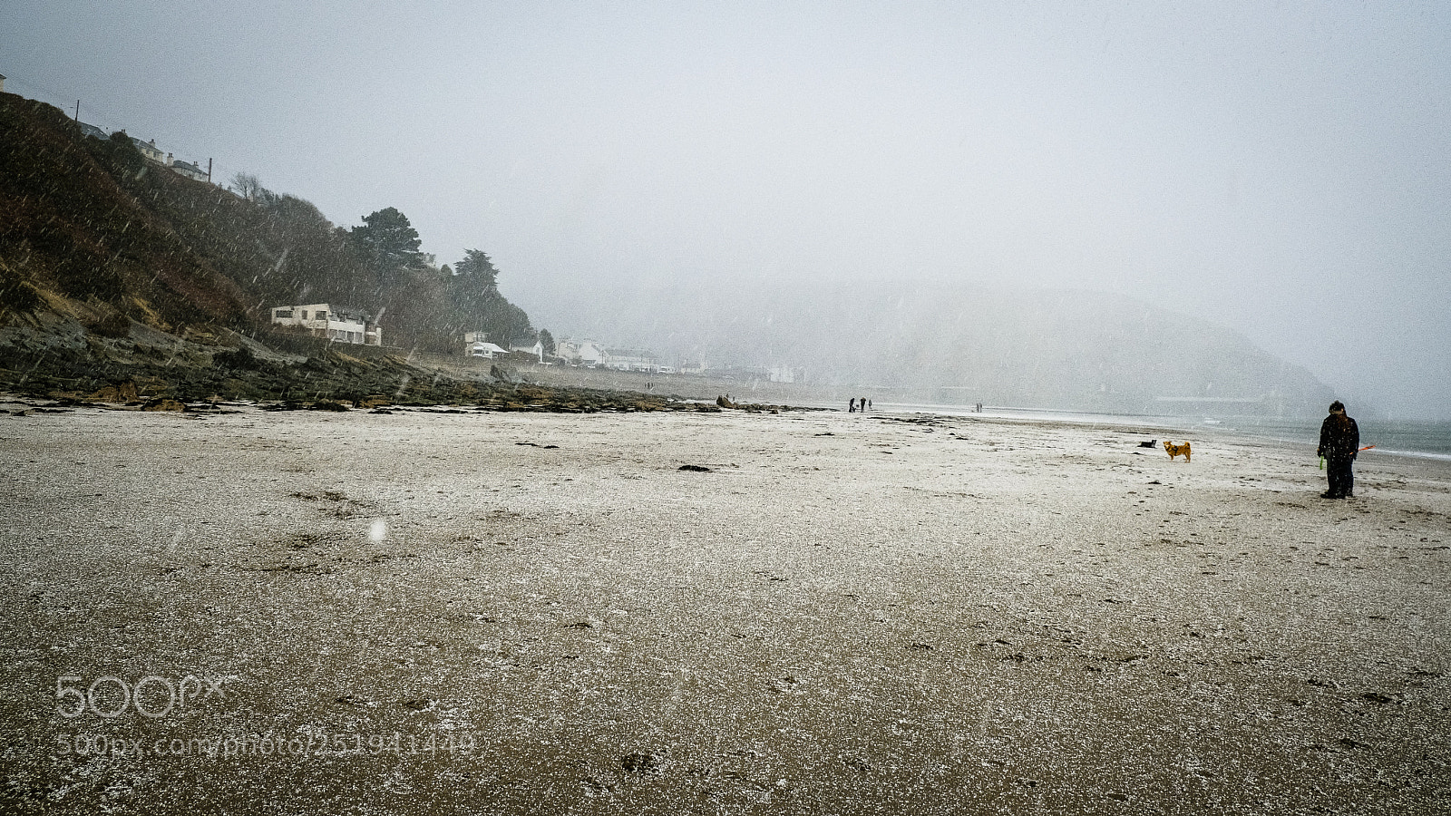 Fujifilm X-T2 sample photo. Laxey beach in blizzard photography