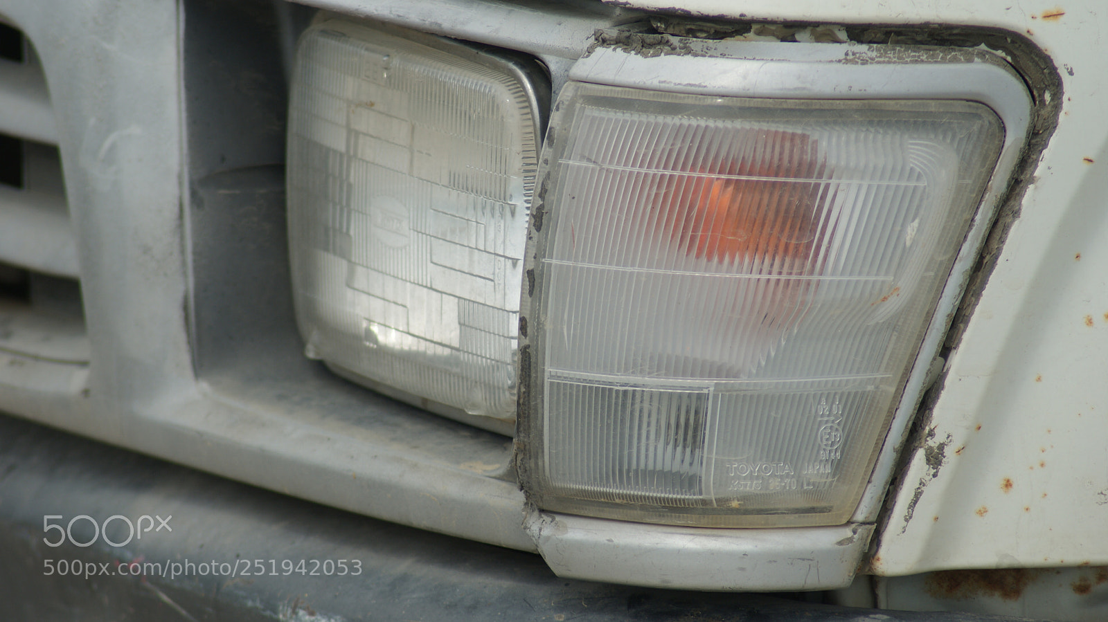 Sony Alpha DSLR-A300 sample photo. Old reliable vehicle photography