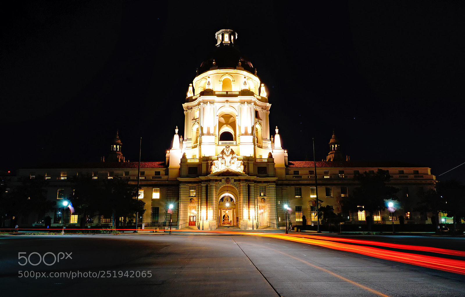 Sony ILCA-77M2 sample photo. Pasadena city hall photography