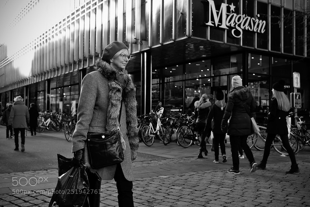 Fujifilm X-Pro2 sample photo. Shopping time 3 photography
