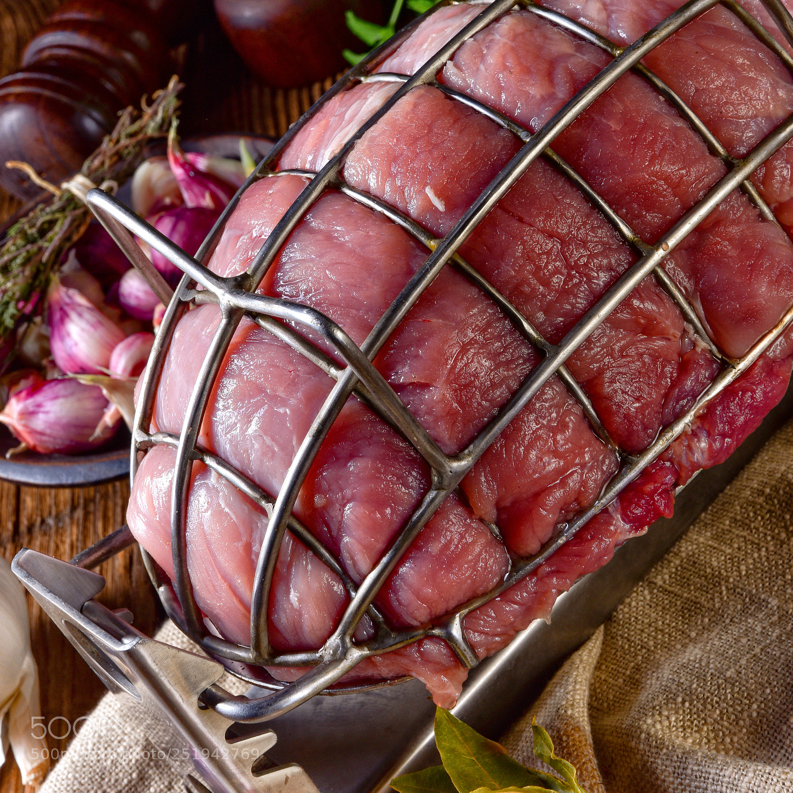 Nikon D810 sample photo. Pressure ham cooker with photography