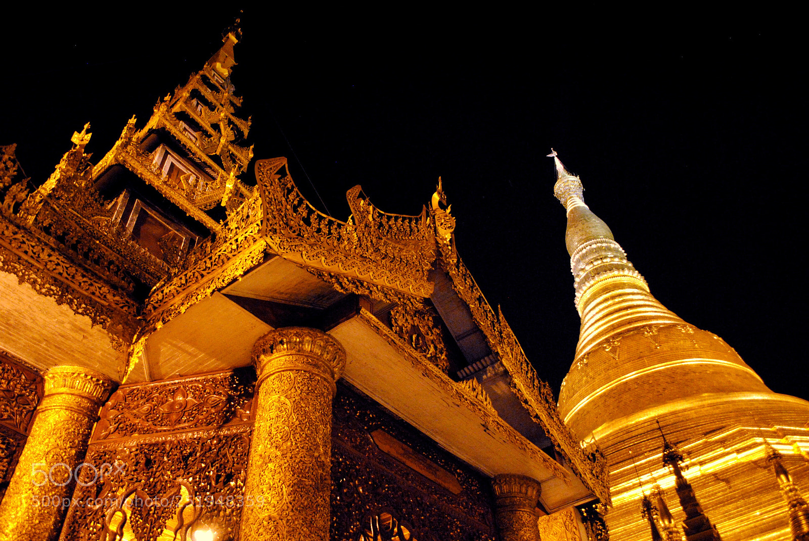Nikon D3000 sample photo. Pagodas photography