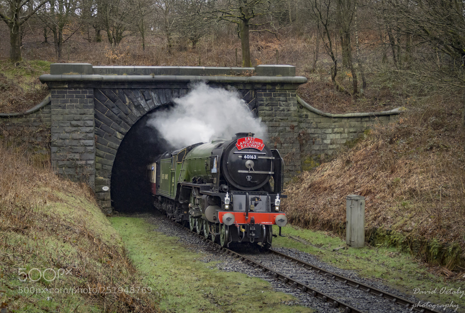Olympus OM-D E-M10 II sample photo. Tornado 60163 leaving the photography