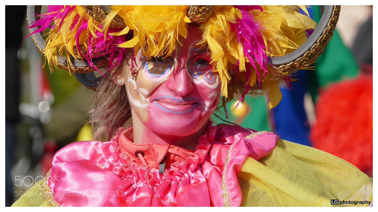 Panasonic Lumix DMC-FZ1000 sample photo. Carnaval parade photography