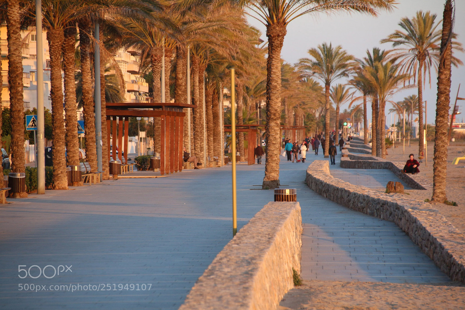 Canon EOS 700D (EOS Rebel T5i / EOS Kiss X7i) sample photo. Paseo photography