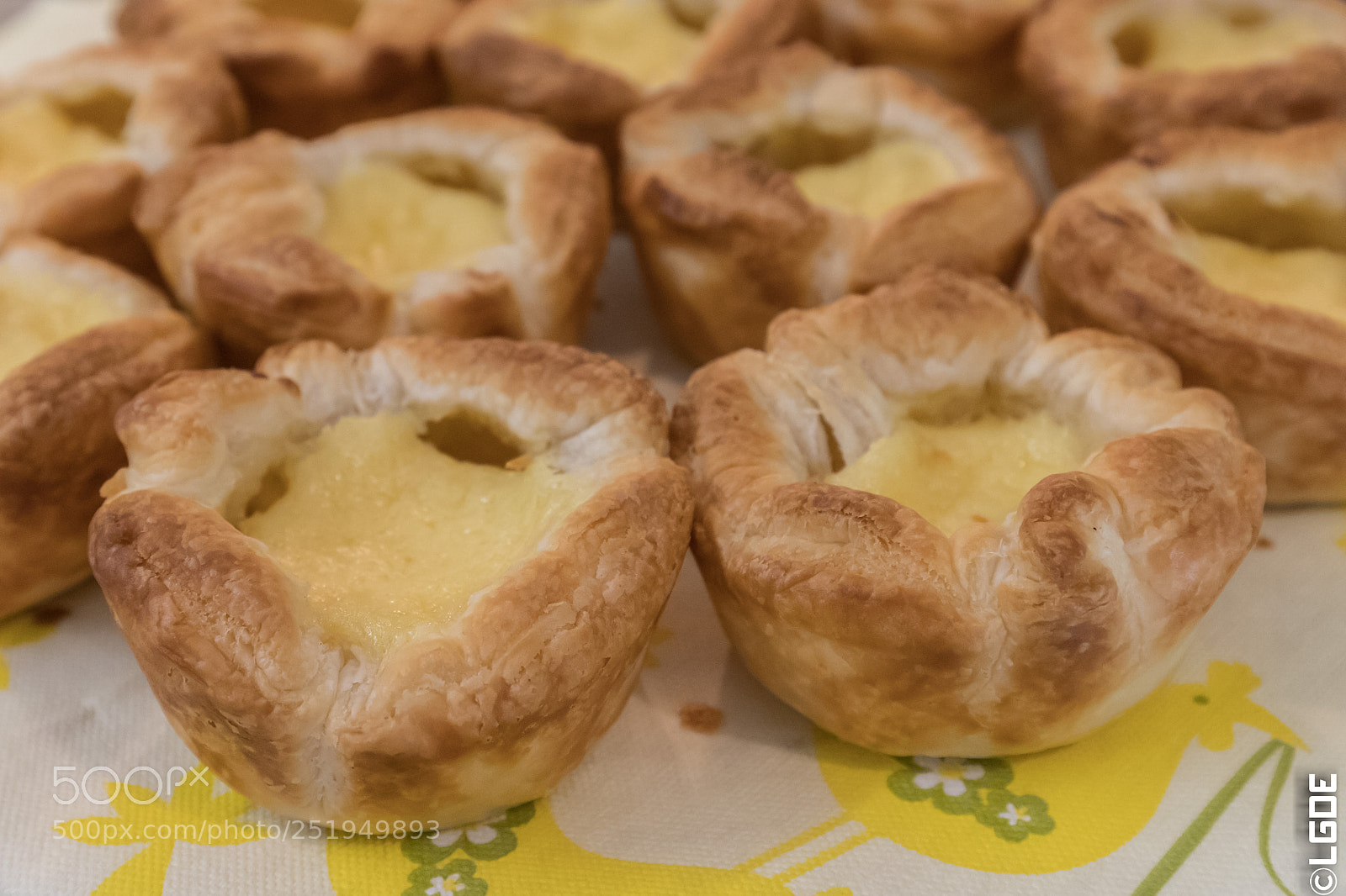 Canon EOS 6D Mark II sample photo. Pasteis de nata photography