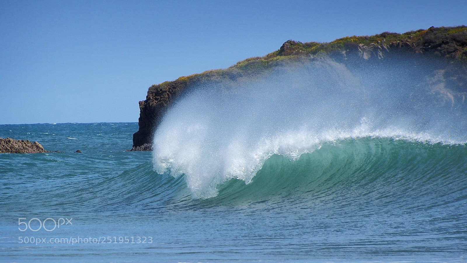 Olympus OM-D E-M5 sample photo. Wind&wave photography