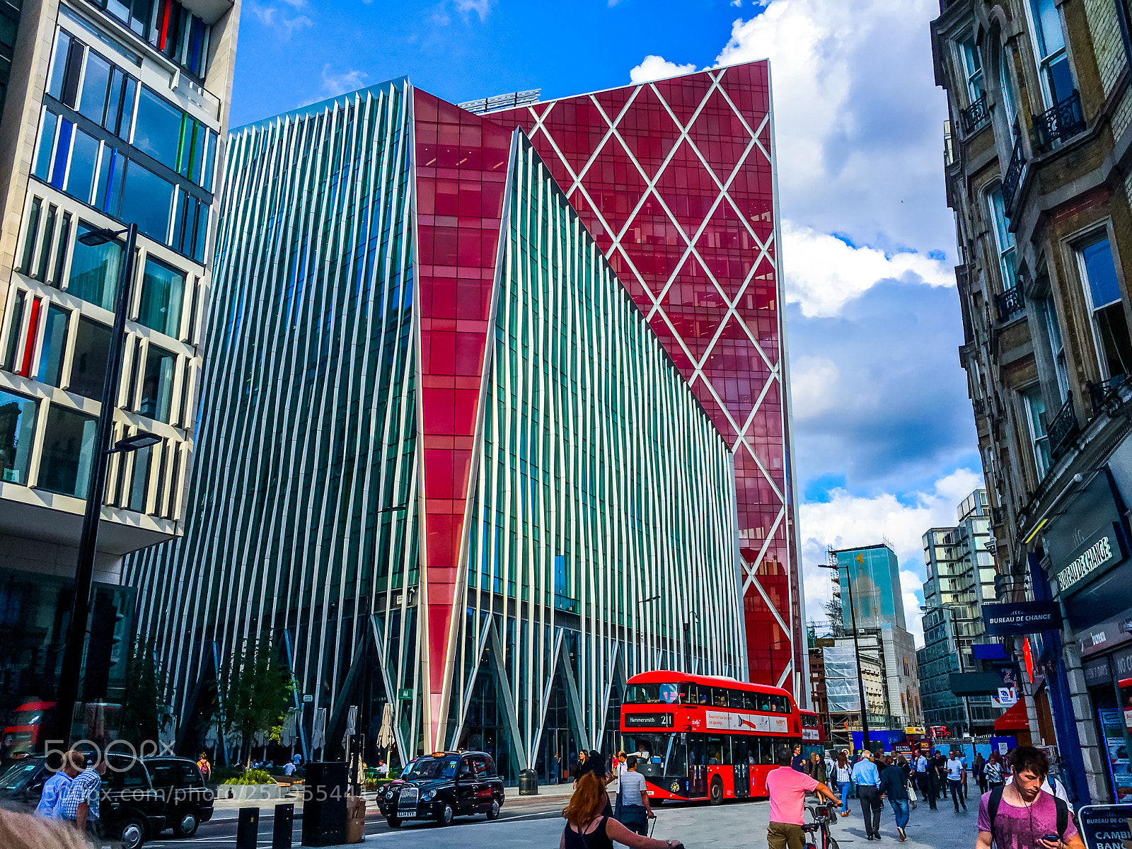 Apple iPhone 6s sample photo. London red photography