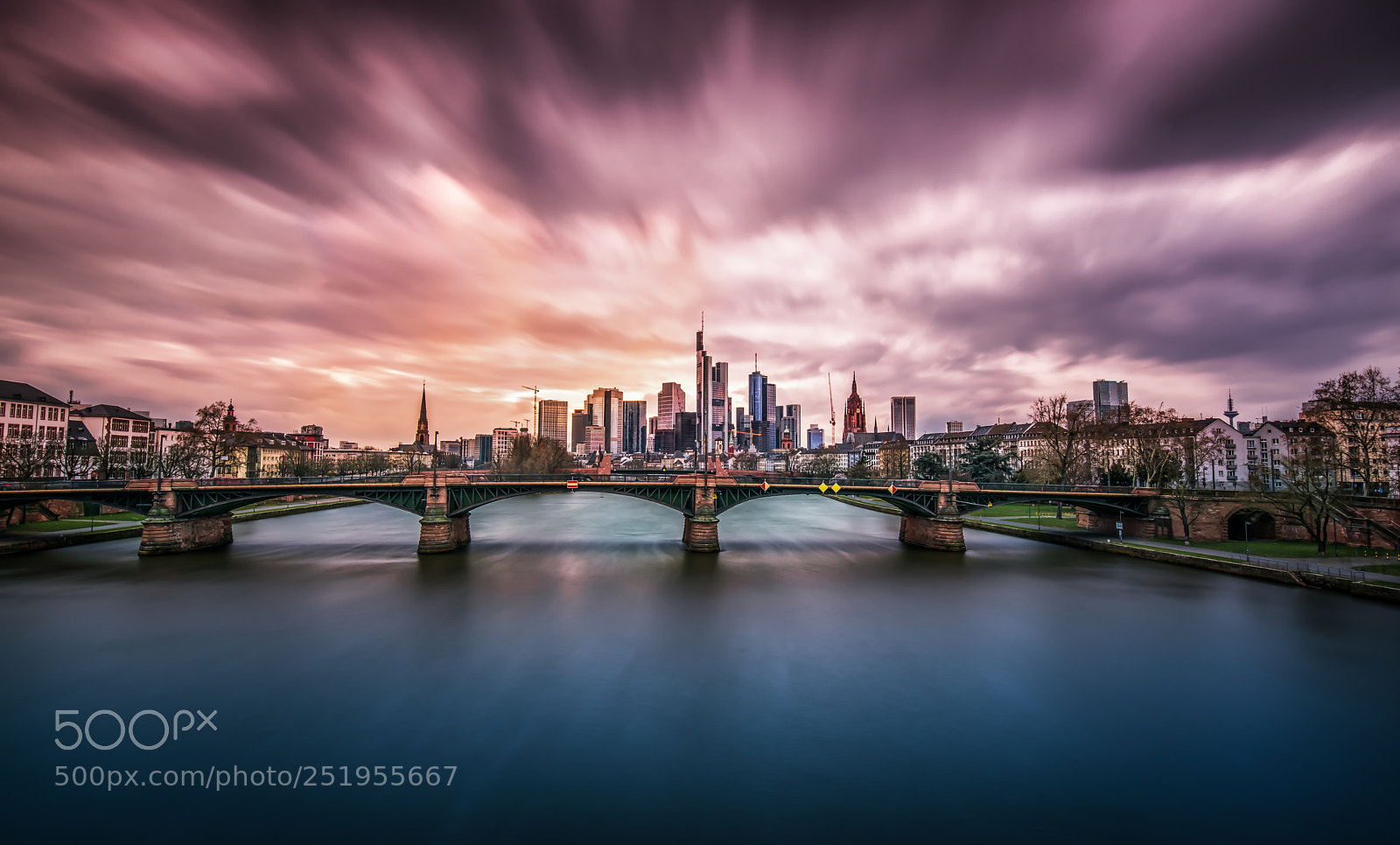 Sony a7R II sample photo. Sun in the city photography