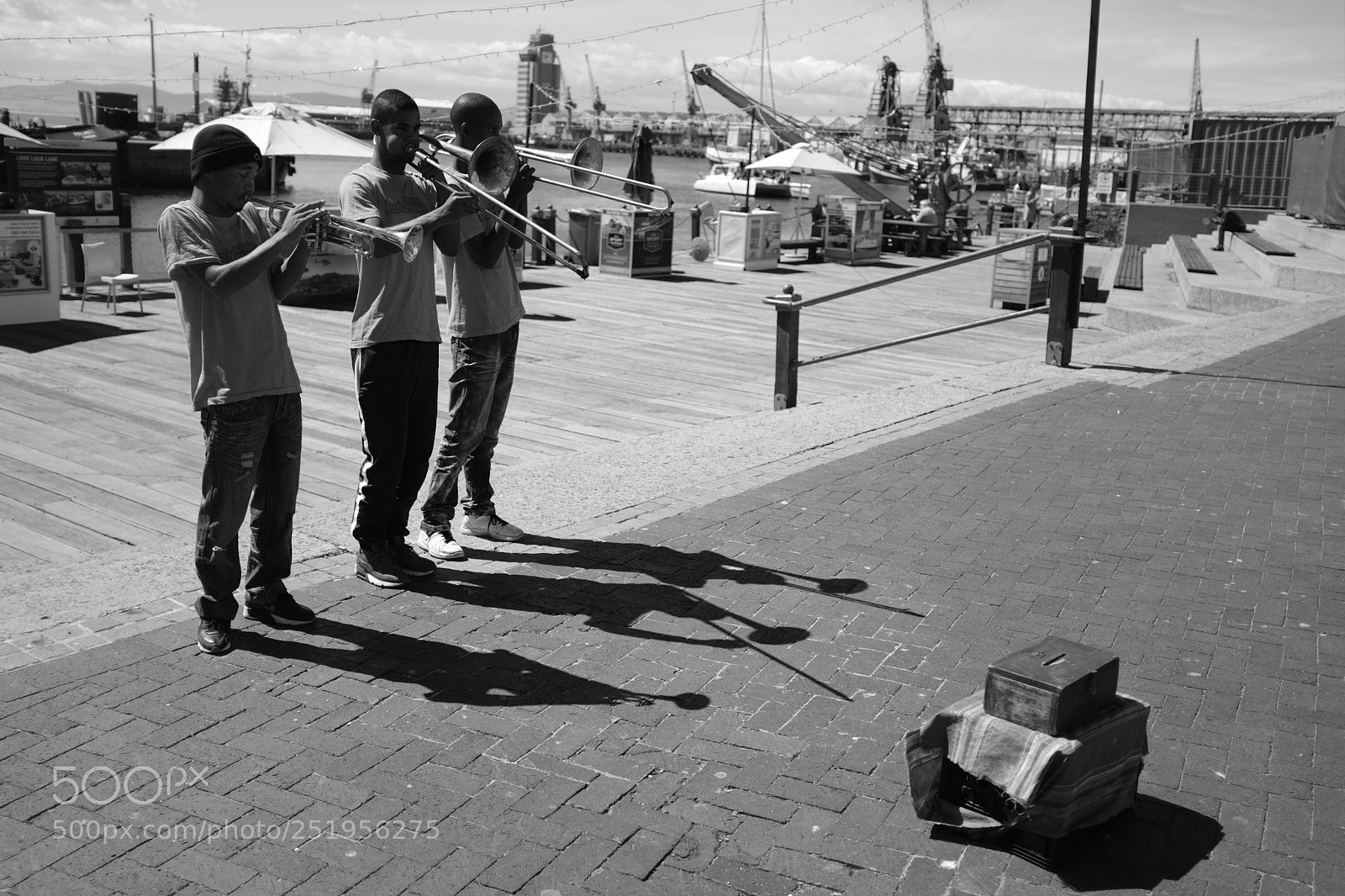 Fujifilm X100F sample photo. Street music photography