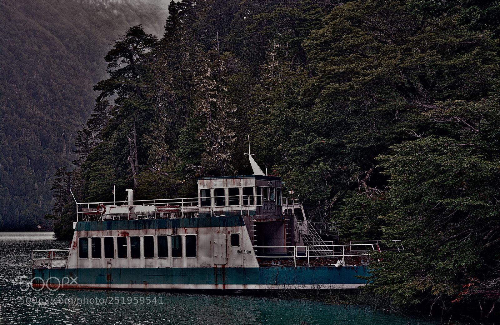 Nikon D5200 sample photo. Old ship photography