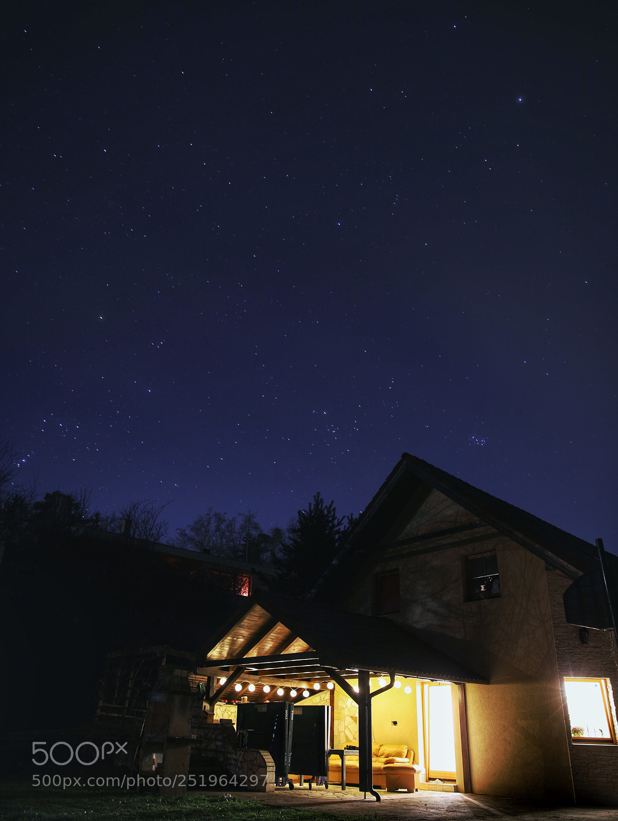 Canon EOS 5D Mark IV sample photo. Home photography