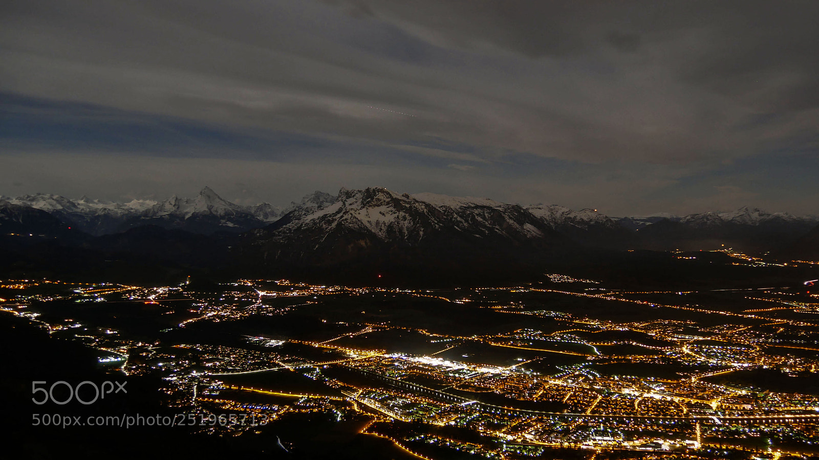 Panasonic DMC-G81 sample photo. Salzburg at night photography