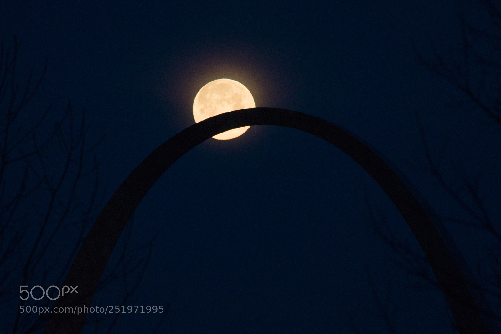 Sony SLT-A77 sample photo. Gateway arch transit photography