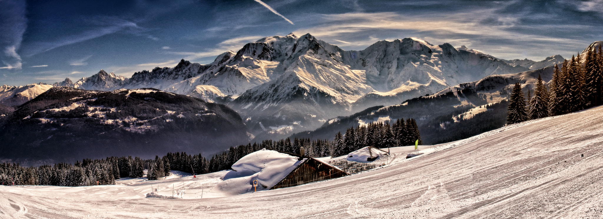 Olympus XZ-2 iHS sample photo. Saint-gervais bettex photography