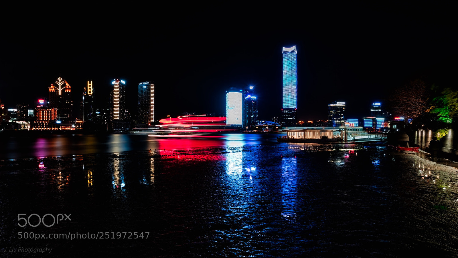 Sony a7R II sample photo. Shanghai temperament revealed in photography