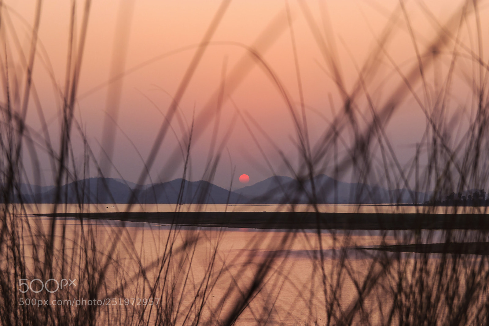 Canon EOS 600D (Rebel EOS T3i / EOS Kiss X5) sample photo. Sunset photography