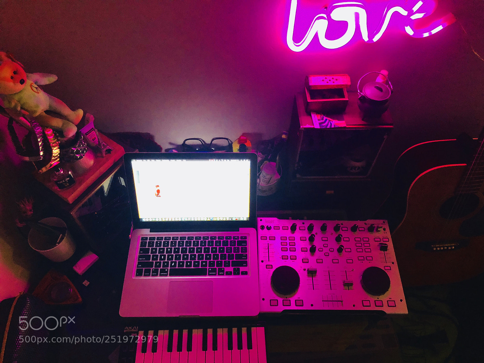 Apple iPhone 8 Plus sample photo. My home studio.  photography