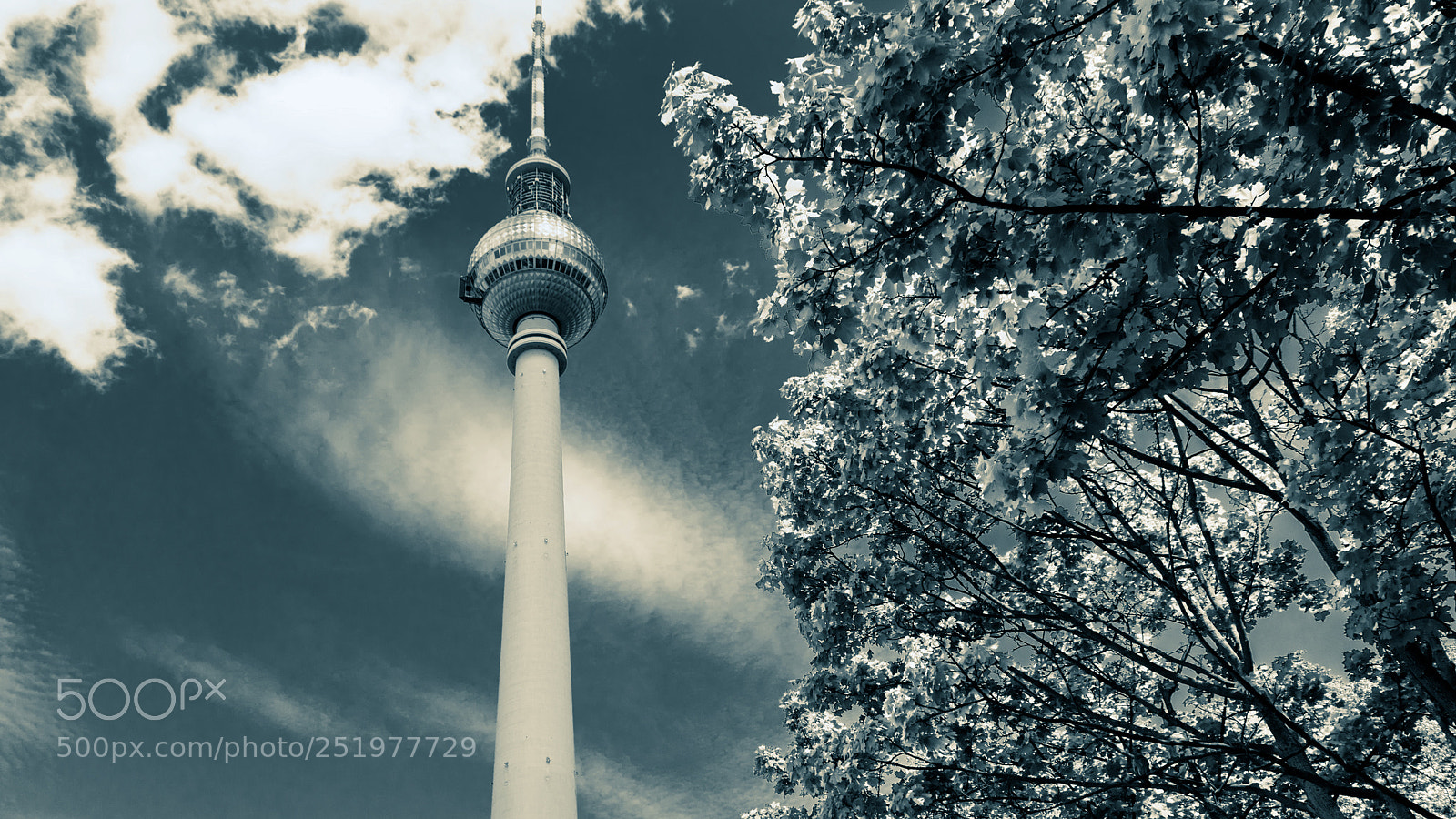 Sony ILCA-77M2 sample photo. Berlin tv tower photography