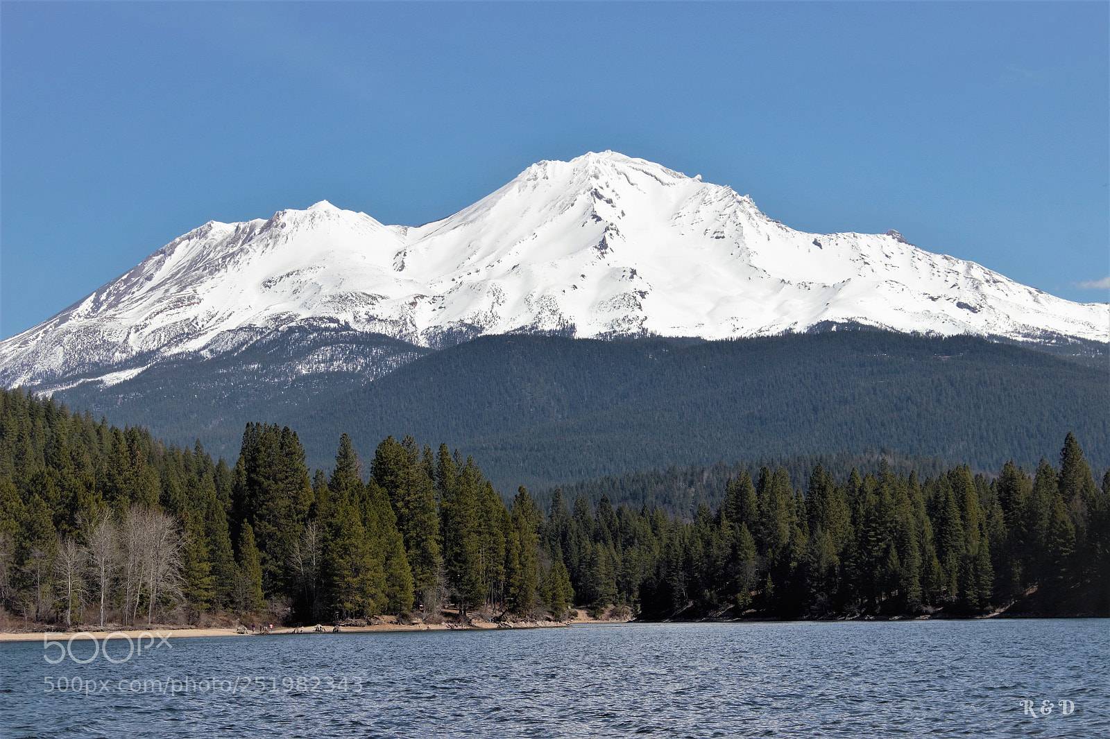 Canon EOS 600D (Rebel EOS T3i / EOS Kiss X5) sample photo. Mount shasta photography