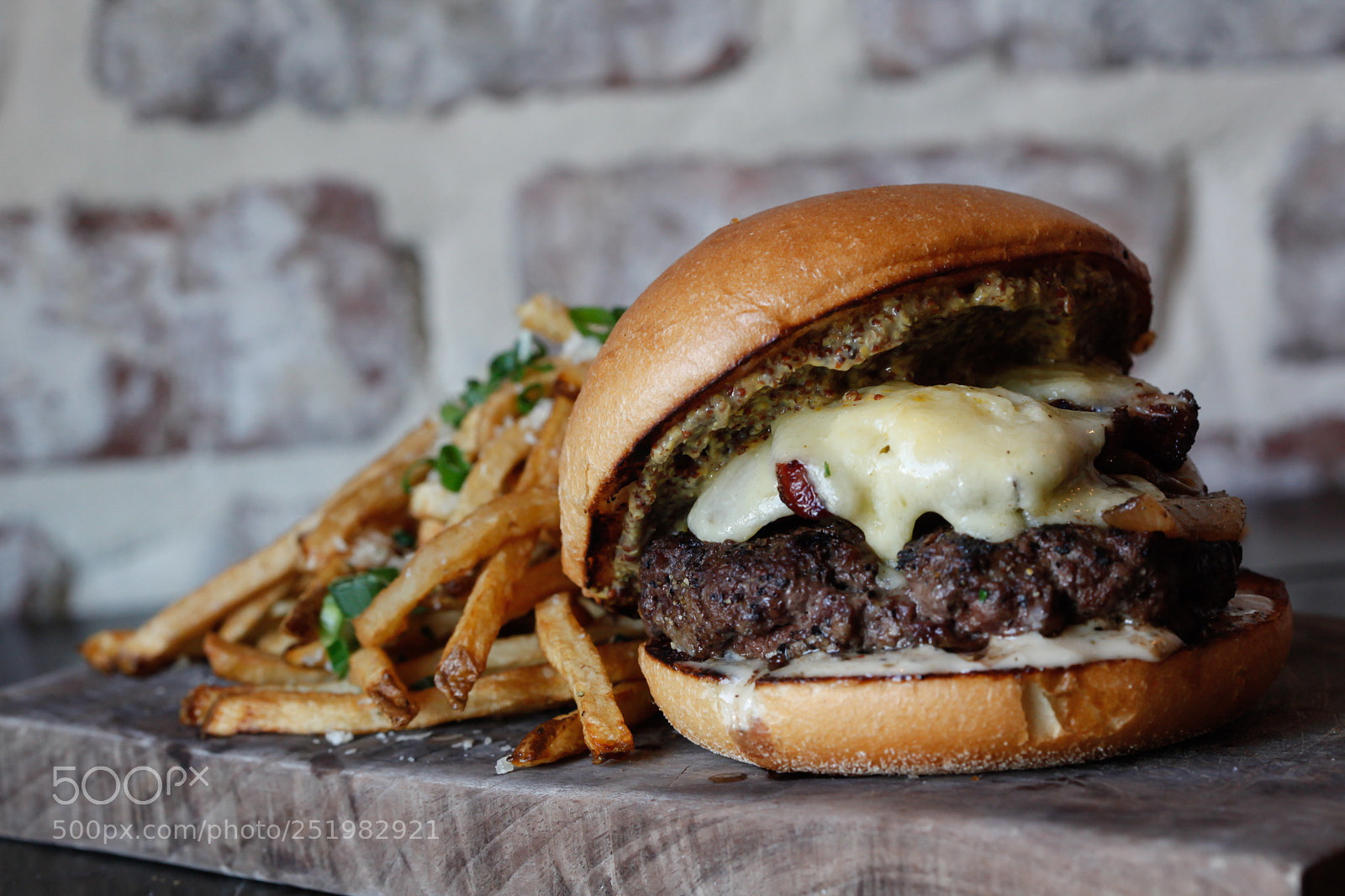 Canon EOS 5D Mark II sample photo. Mouthwatering photography