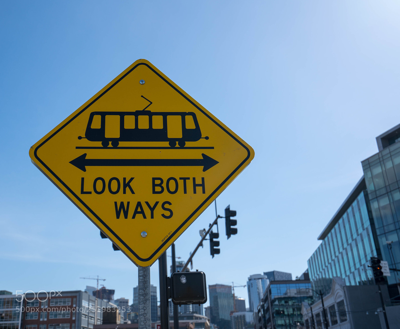 Sony a7R III sample photo. Look both ways photography