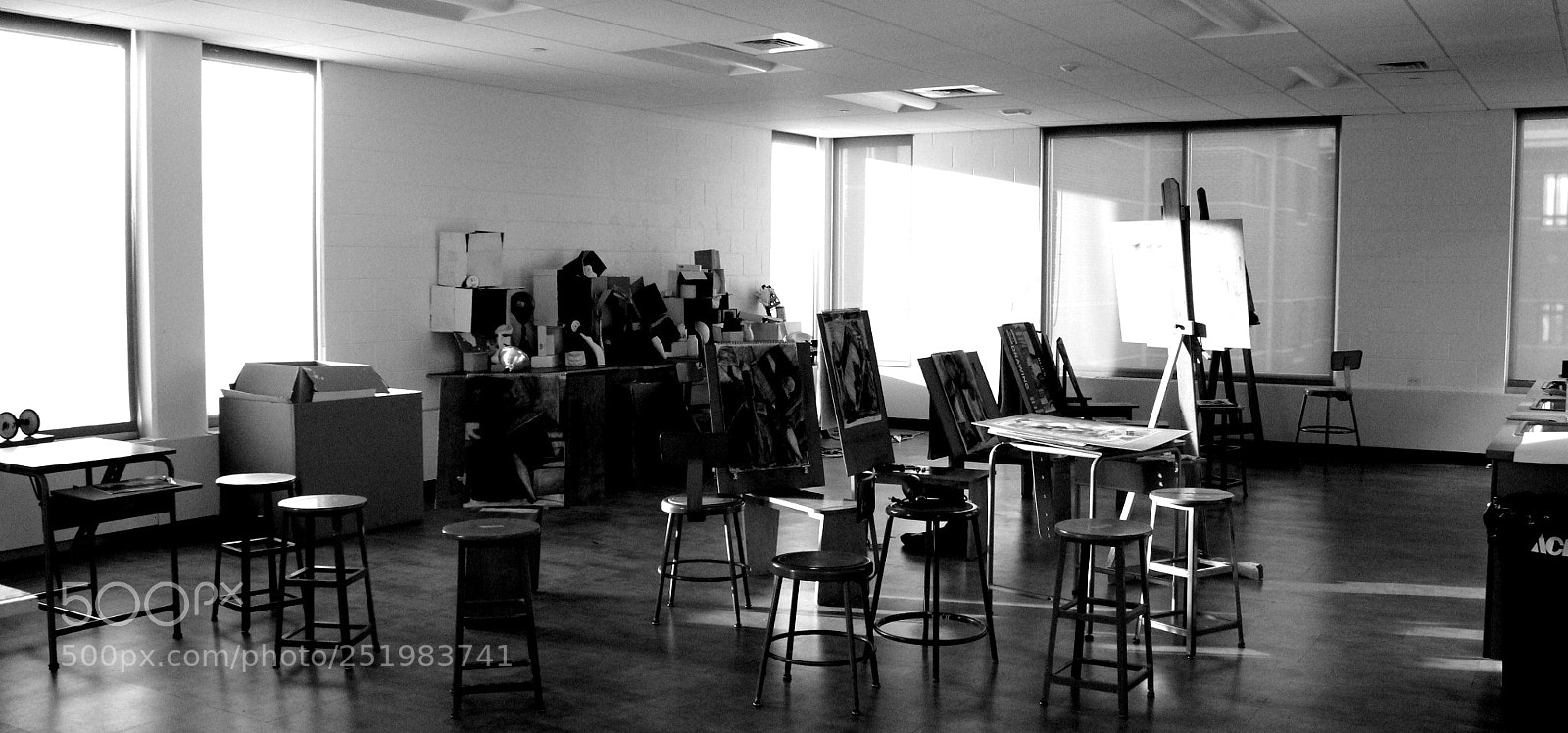 Canon EOS 1200D (EOS Rebel T5 / EOS Kiss X70 / EOS Hi) sample photo. Art room photography