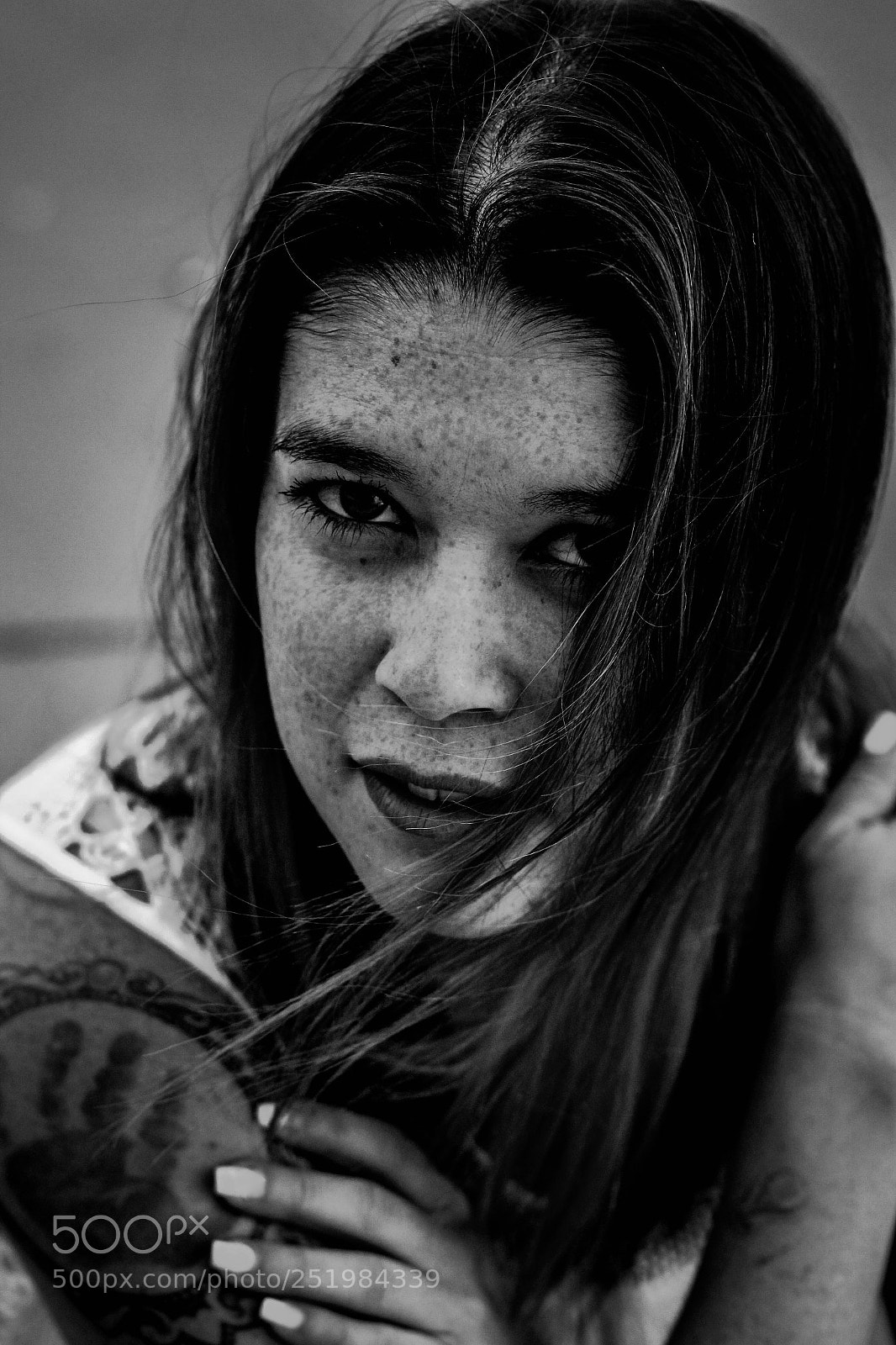 Canon EOS 1200D (EOS Rebel T5 / EOS Kiss X70 / EOS Hi) sample photo. Freckles photography