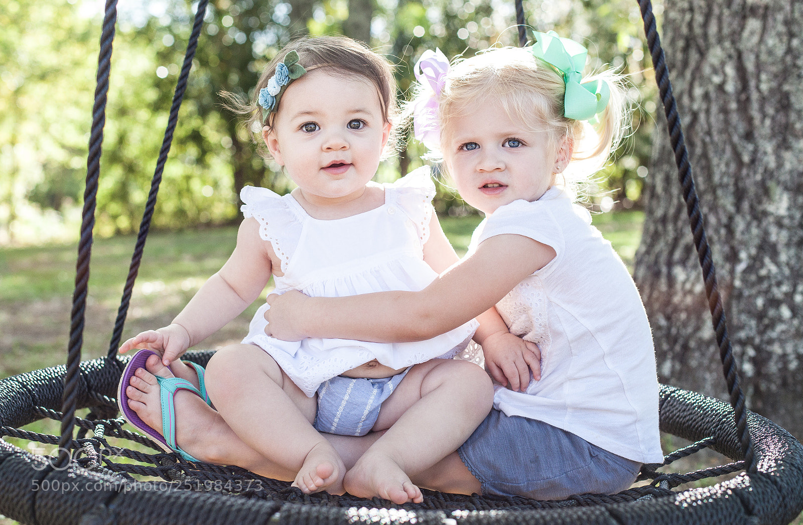 Canon EOS 5D Mark II sample photo. Scarlett & emi photography