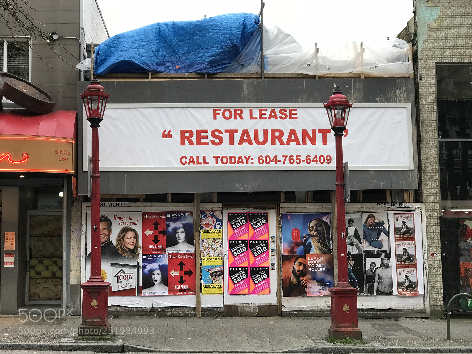 Apple iPhone 7 Plus sample photo. Restaurant for lease photography