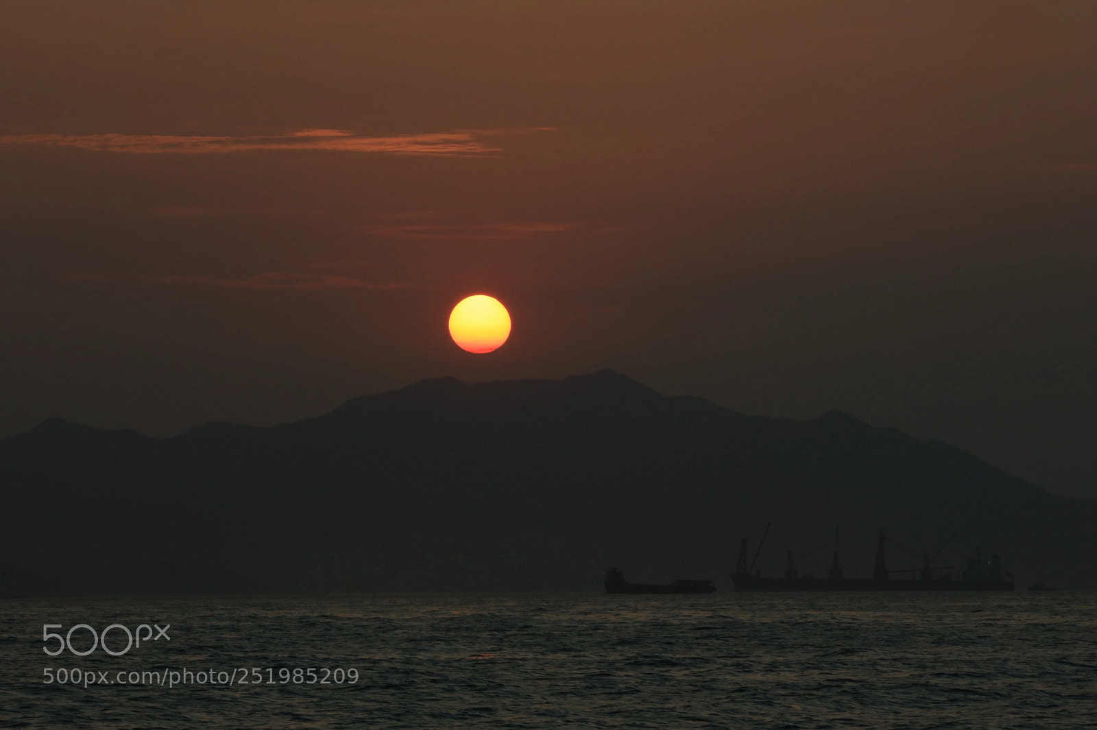 Canon EOS 5DS R sample photo. The sun photography