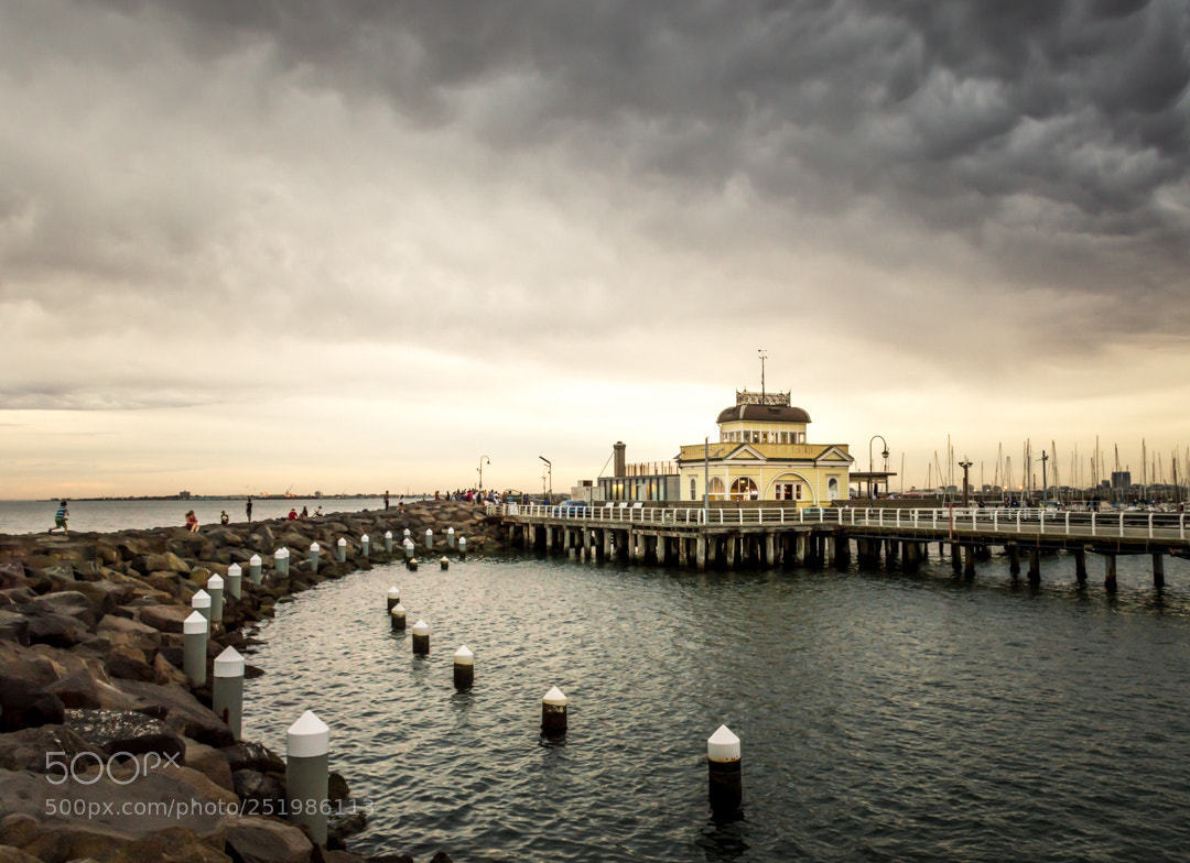 Nikon D3200 sample photo. St kilda pier photography