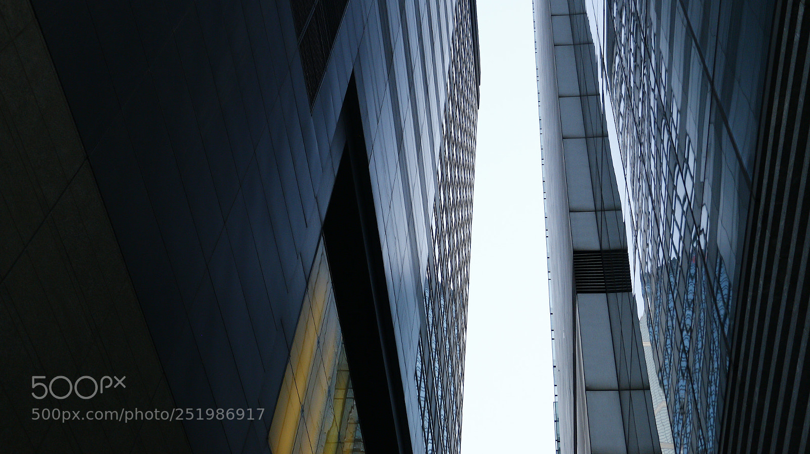 Canon EOS 70D sample photo. Top photography