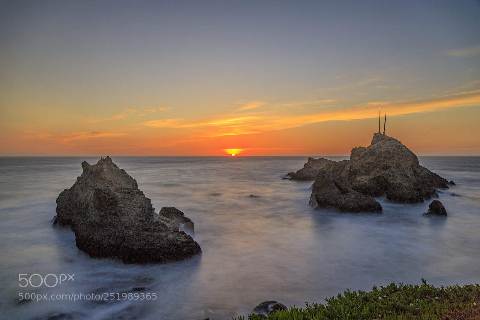Canon EOS 6D Mark II sample photo. Mussel rock photography