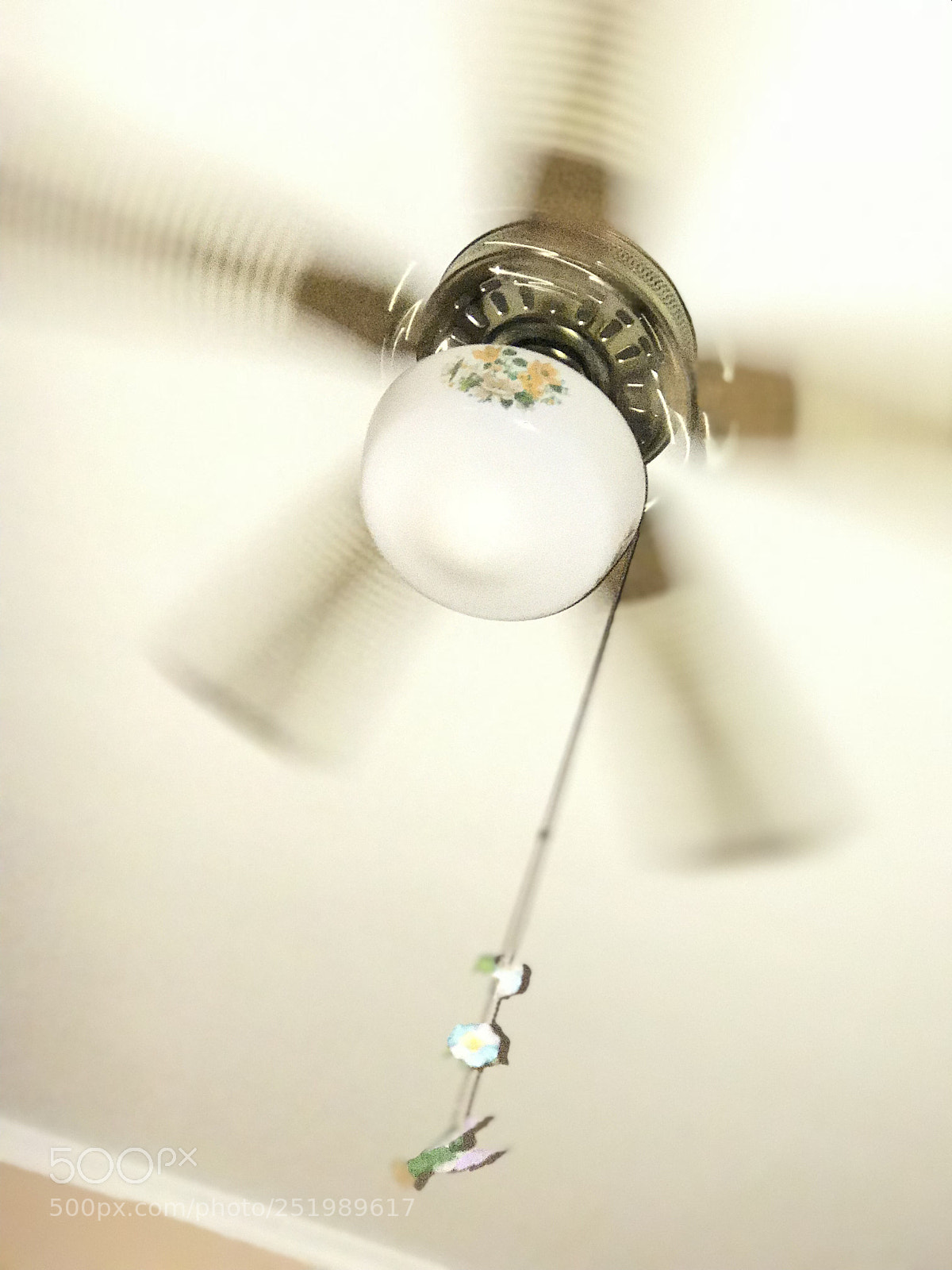 Apple iPhone 7 Plus sample photo. Spinning  photography