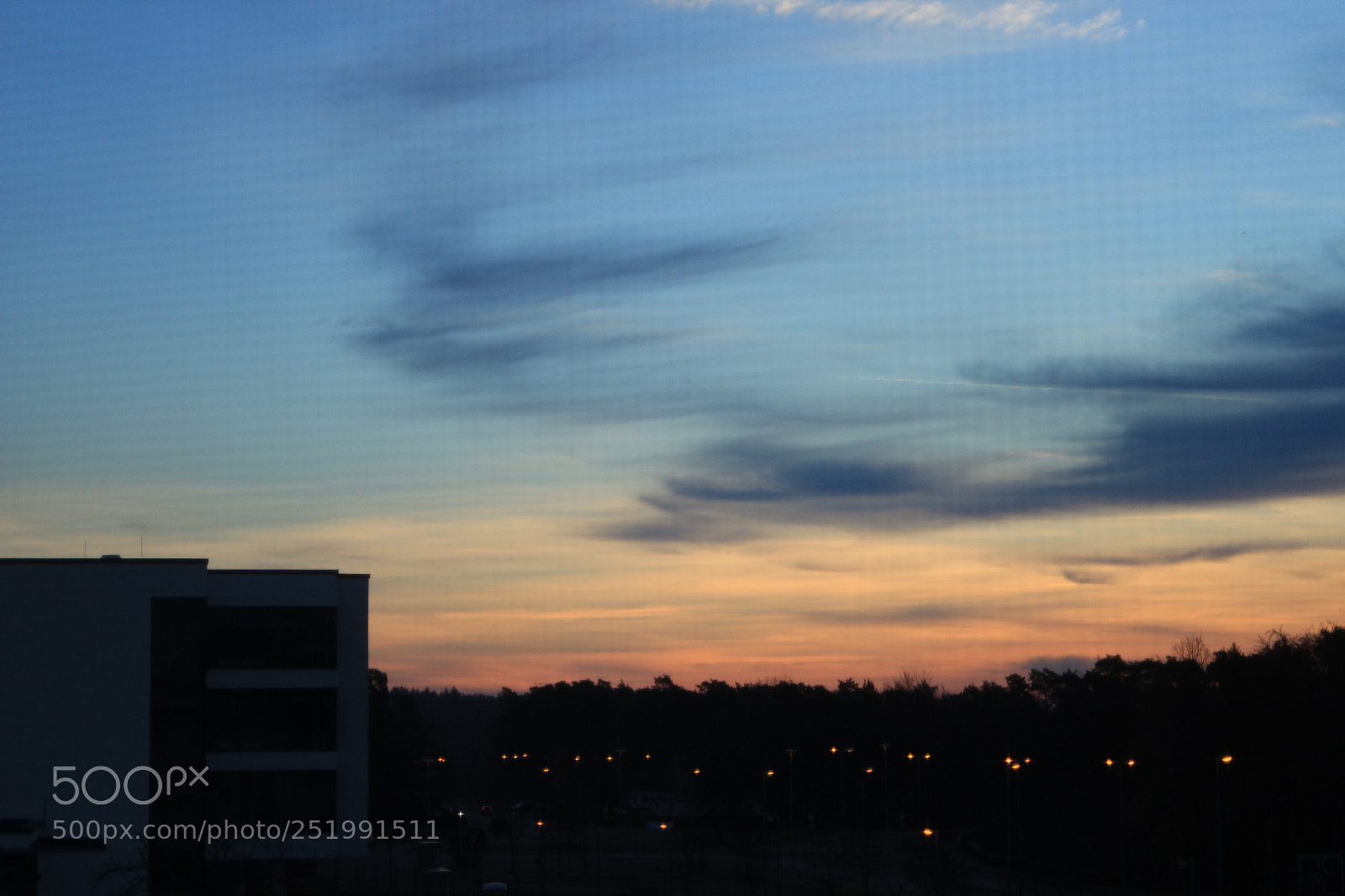 Canon EOS 1300D (EOS Rebel T6 / EOS Kiss X80) sample photo. Dusk. photography