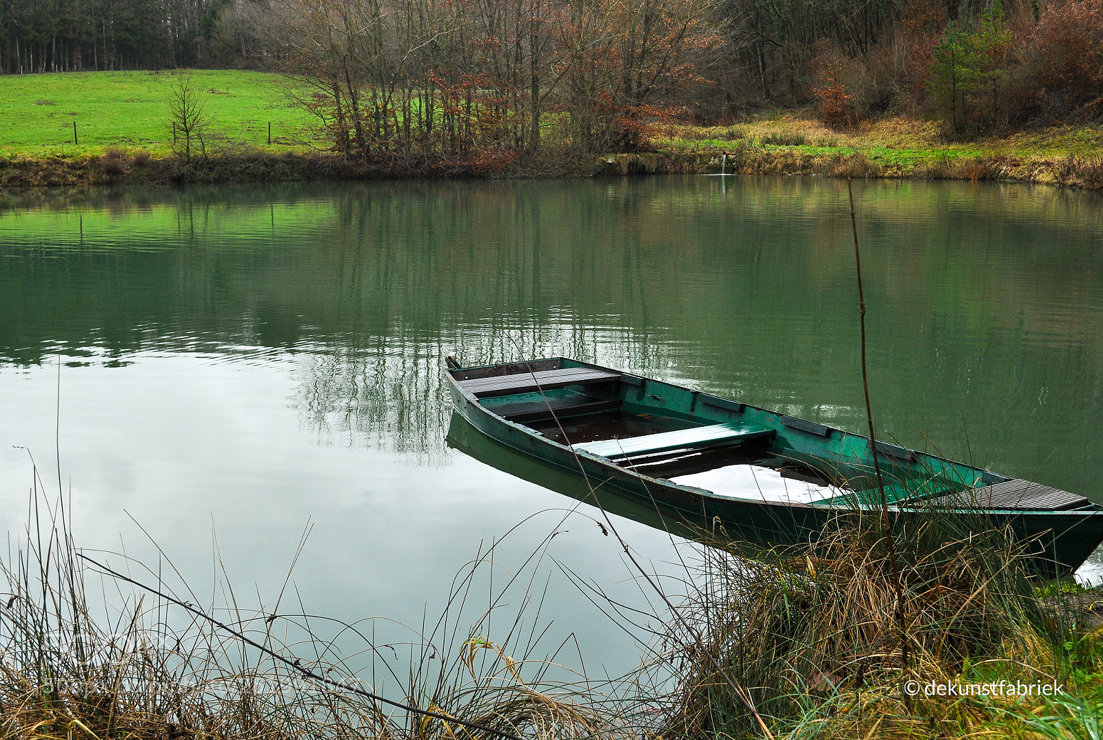 Nikon D90 sample photo. Boat photography