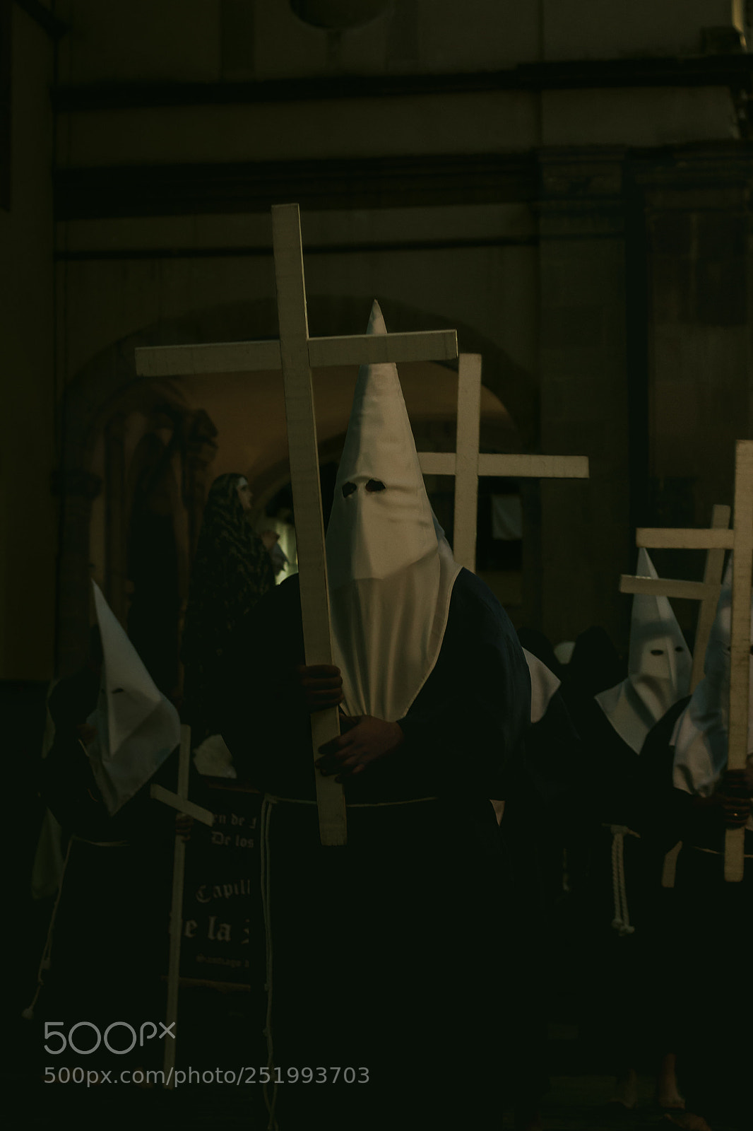 Canon EOS 550D (EOS Rebel T2i / EOS Kiss X4) sample photo. Procession of silence photography